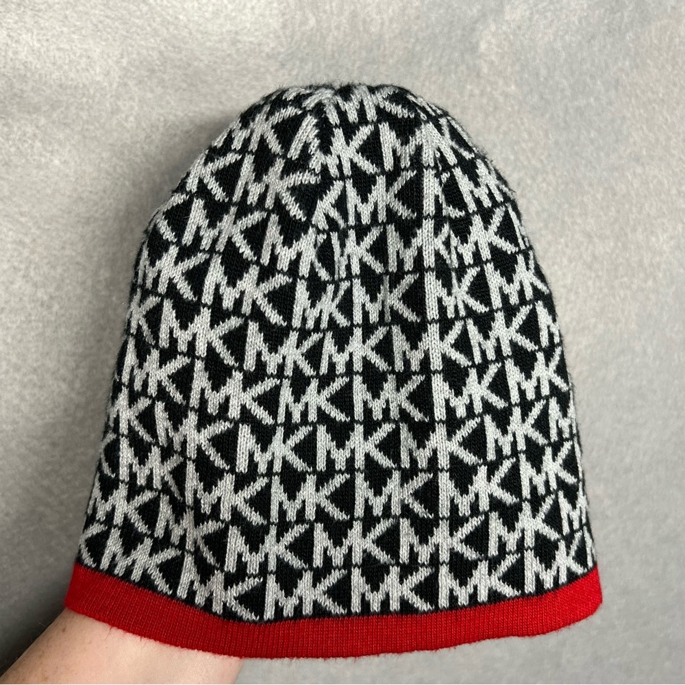 Like New! Michael Michael Kors Knit Hat